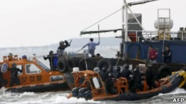 中韩近年来渔业纠纷不断加剧，韩国海警加强执法训练