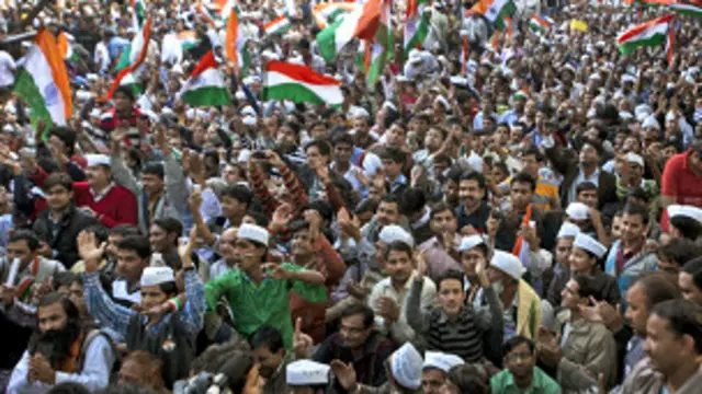 انتخاب ایک مہنگا عمل ہے اور ان کے انعقاد کے لیے خود حکومت ایک ہزار کروڑ روپئے تک صرف کرتی ہے