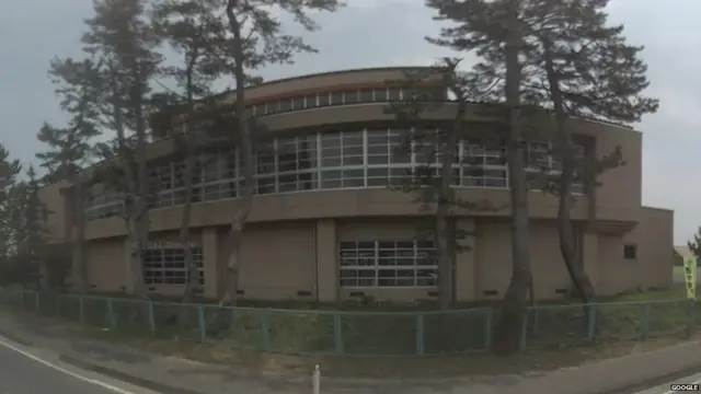 Компанія Google у рамках свого сервису Street View представила панорамні знімки пострадалих від землетрусу та цунамі районів Японії.