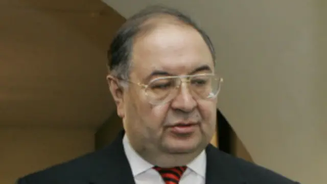 Forbes журналининг келтиришича, унинг бойлиги 18,6 миллиард долларга тенг.