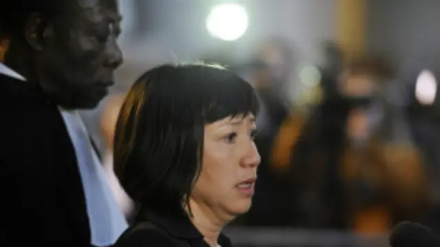 الكاتبة آن داو تراكسل، ابنة شيراك بالتبنِّي