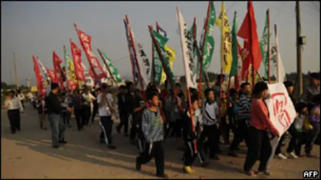 Residentes de Wukan protestan por expropiaciones de la tierra