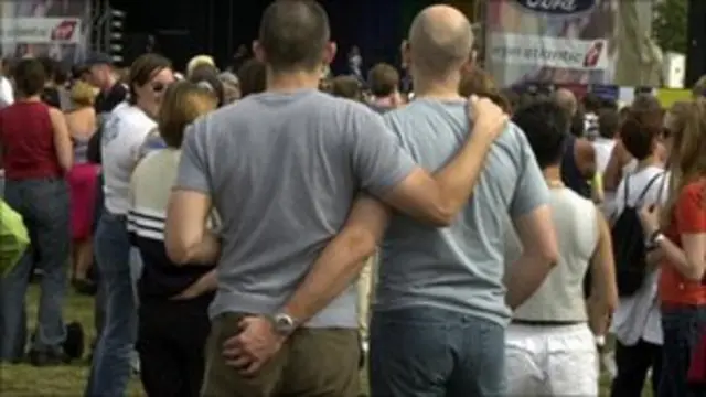 Porno ogil onasini uxlatib qoydi va sikdi