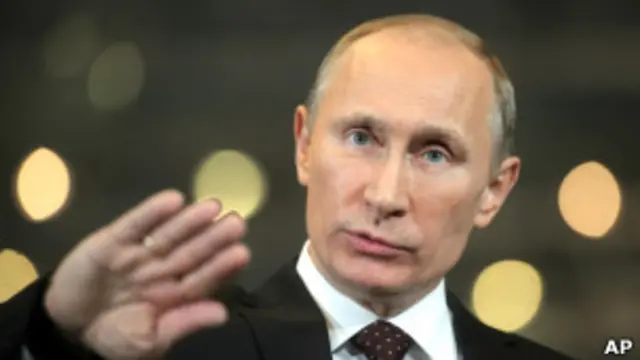 Владимир Путин во время телемоста 15 декабря 2011 г.