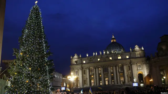Українська ялинка у Ватикані