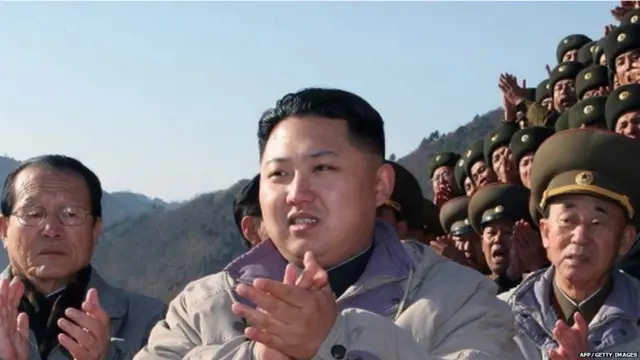 Image hình ảnh hình ảnh hình ảnh hình ảnh hình ảnh Kim Jong Un - Dân Bắc Hàn khóc tập thể lãnh tụ Kim - BBC News Tiếng Việt
