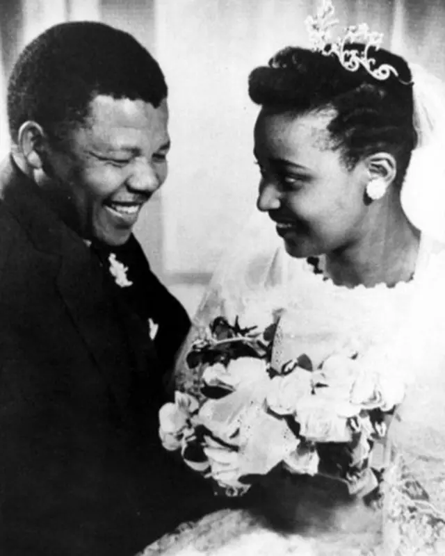 नेल्सन और विनी की शादी ( फ़ोटो - रेक्स फ़ीचर्स )