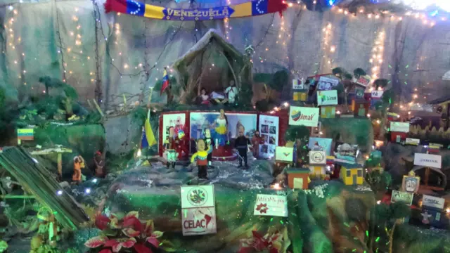 Pesebre chavista en el Ministerio de la Mujer en Caracas