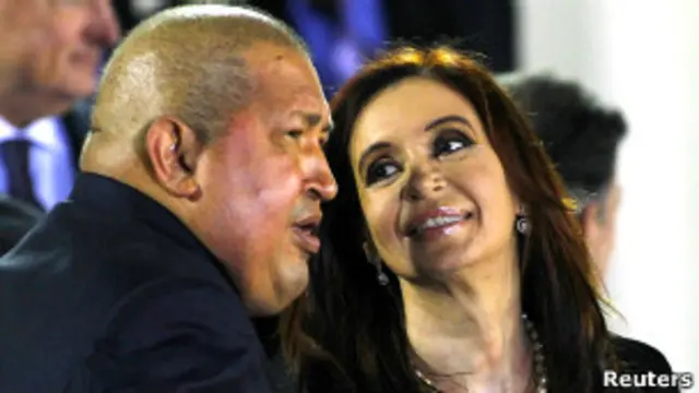 Президент Венесуэлы Уго Чавес и президент Аргентины Кристина Киршнер (2 декабря 2011 года)