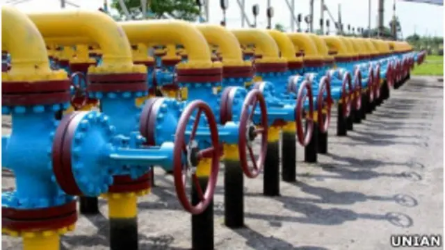 Газові крани на трубопроводі