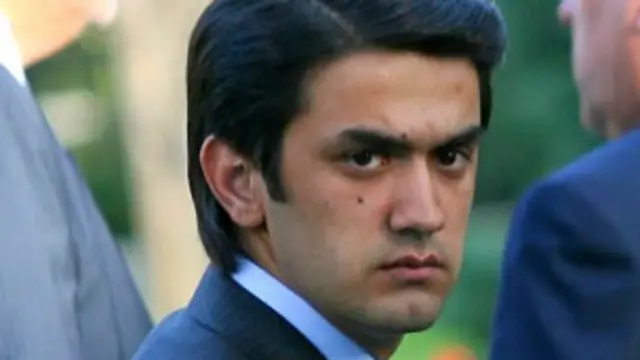 Рустам Раҳмон Тожикистон солиқ қўмитаси раҳбари.