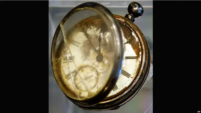 Un reloj de bolsillo encontrado entre las pertenencias de un pasajero de tercera clase llamado William Henry Allen.
