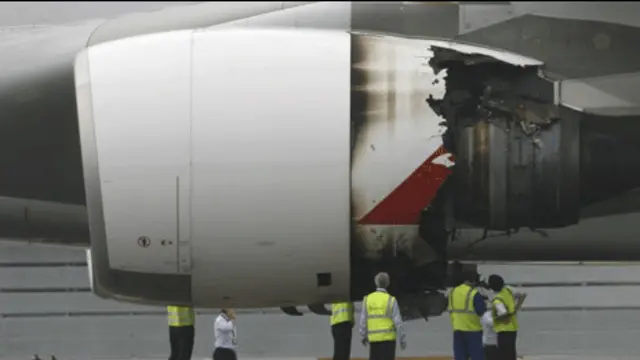 Chiếc A380 của Qantas đã hạ cánh khẩn cấp do lỗi động cơ hồi 11/2010.