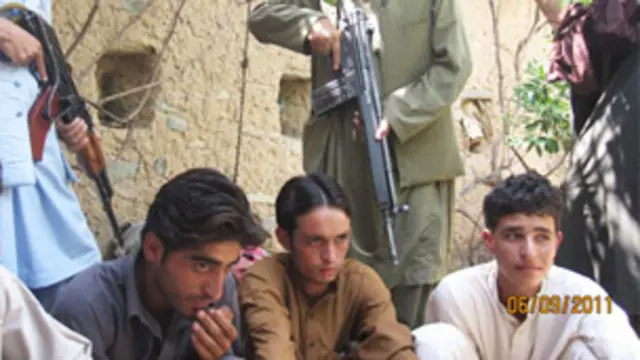  یرغمال بنائے جانے والے باجوڑ ایجنسی کے تئیس نوجوانوں میں سے سترہ کو جمعرات کی شام رہا کردیا گیا تھا