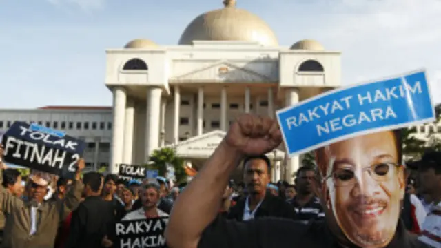 Enver İbrahim yandaşları