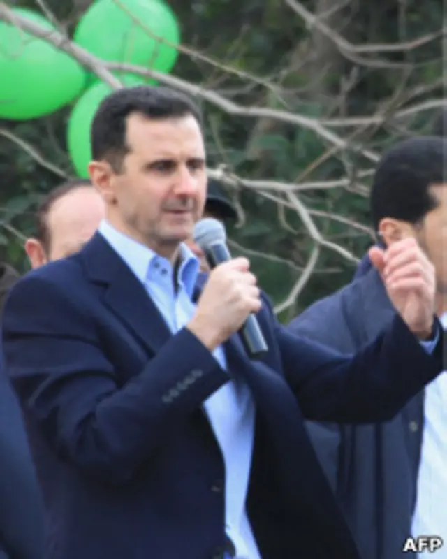 بشار اسد: اولویت کنونی ما این است که امنیت را دوباره به وجود آوریم و این کار فقط با استفاده از مشت آهنین علیه تروریست ها امکان پذیر است