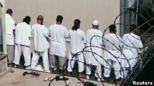 Prisioneros en Guantánamo