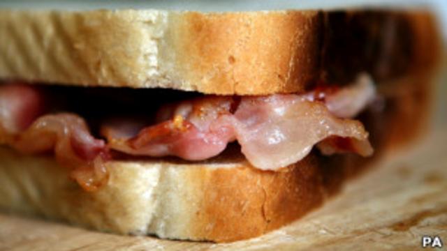 Употребление в день лишних 50 граммов обработанного мяса повышает риск рака поджелудочной на 19%