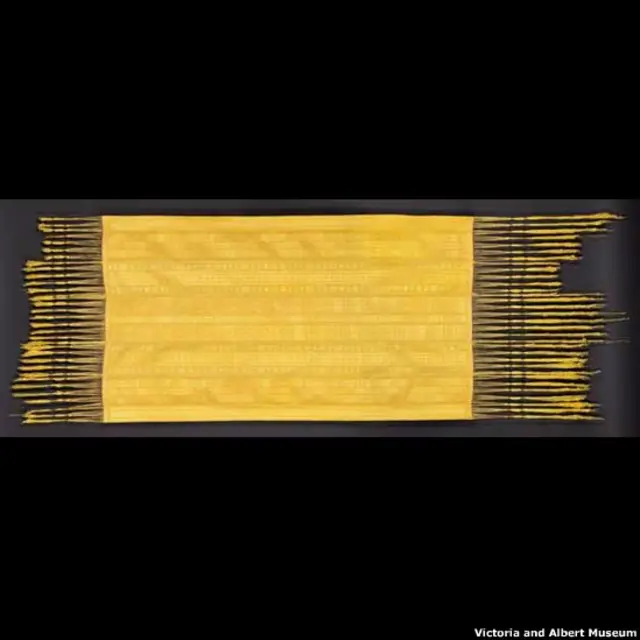 الوشاح الحريري 