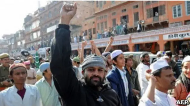 सलमान रूश्दी