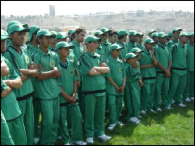 ښايي دا لومړی ځل وي چې په افغانستان کې یوه ځانګړې لوبه د ښوونځیو په تعلیمي نصاب کې ځان ته ځای جوړوي.