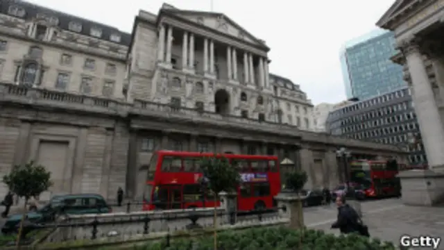 لجنة السياسة المالية بالبنك ذكرت أن بريطانيا تشهد تحسنا متزايدا ولا تواجه أية مخاطر تضخم