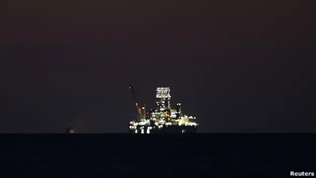 plataforma petroelra Scarabeo 9 en aguas cubanas