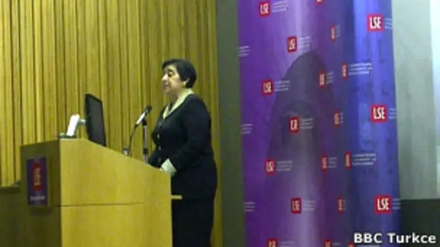 Kıbrıs Dışişleri Bakanı Erato Kozaku-Markullis