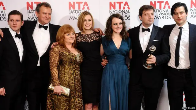 兩周前在金球獎頒獎典禮上獲得最佳迷你劇集（Best Mini Series）獎的ITV電視劇《唐頓莊園》（Downton Abbey）贏得最佳劇集獎（Best Drama）。