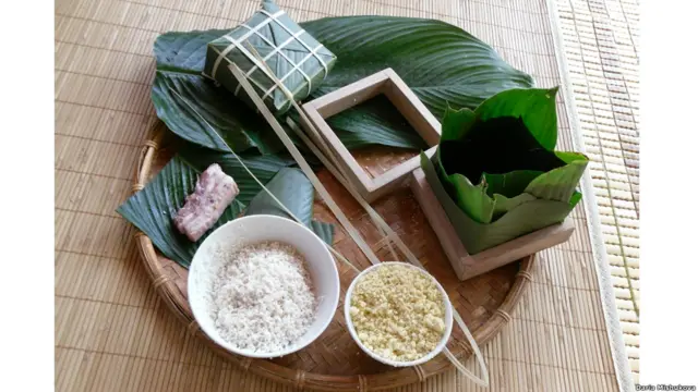 Cô Daria Mishukova cũng gửi cho BBC một số hình ảnh cô chụp sau khi cuốn sách bằng tiếng Nga ra mắt trong đó có Tết Nhâm Thìn 2012.