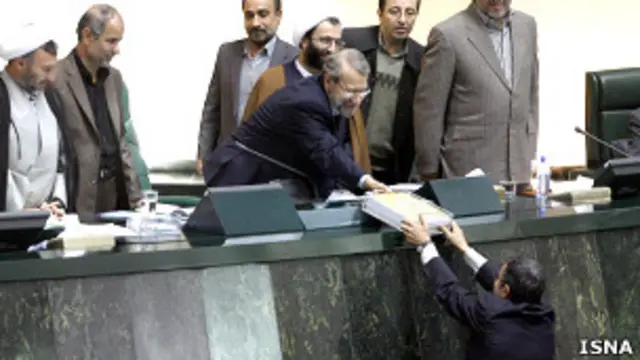 تقدیم لایحه بودجه