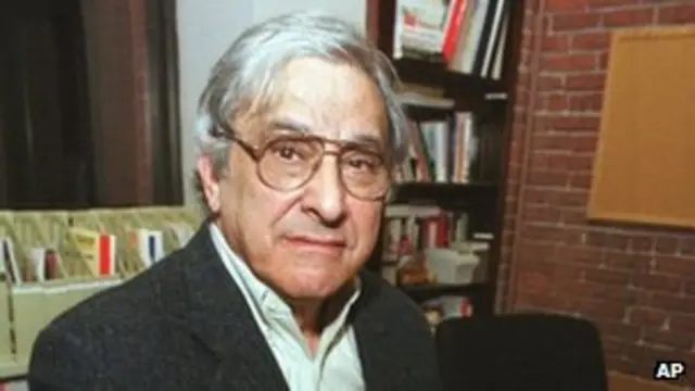 Nhà báo George Esper