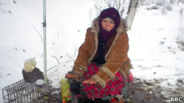 Nudist tabiatshunoslarning fotosuratlarini koring