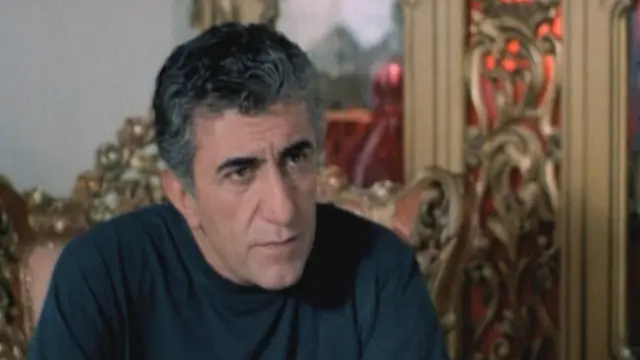 نمایی از فیلم بوی کافور، عطر یاس