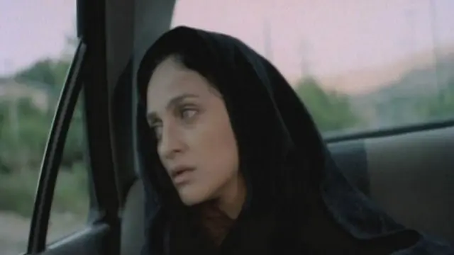 نمایی از فیلم بوی کافور، عطر یاس