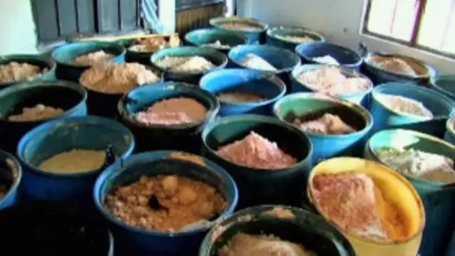 افغانستان په تېرو لسو کلونو کې د نړېوالې ټولنې په مرسته په ډېر لګښت سره د نشه يي توکو پروړاندې مبارزه کړې، خو دغې مبارزې ګټورې پایلې نه دې درلودلي.