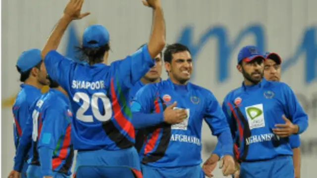 आईसीसी की किसी भी टीम के साथ अफ़गानिस्तान का यह पहला मैच था.