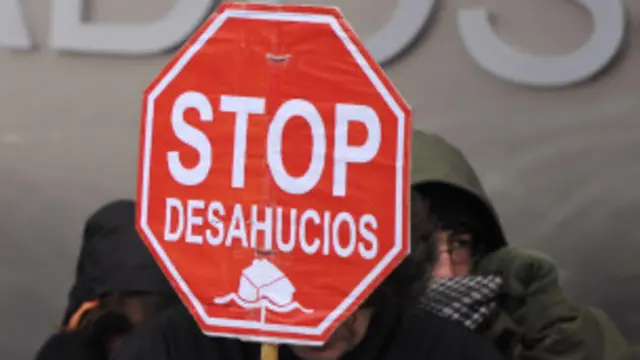 El sábado pasado miles de personas salieron a la calle en toda España para protestar contra la situación social y la corrupción que vivei el pais.