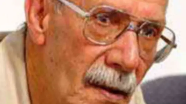 محمد علی عموئی