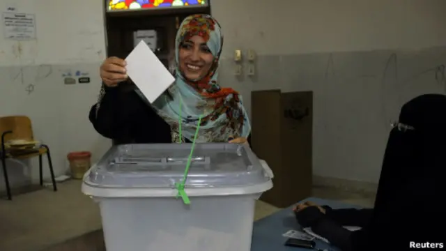 Salah seorang peraih Nobel Perdamaian 2011, Tawakul Karman