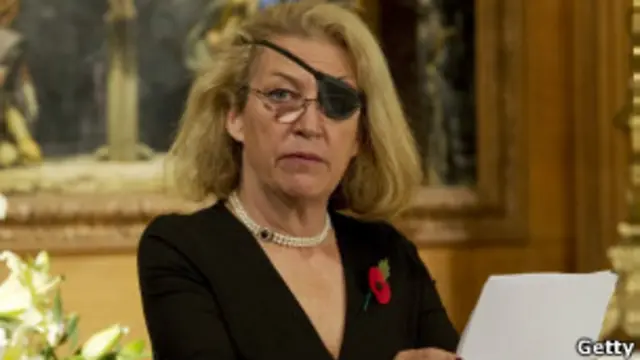 ماری کالوین خبرنگار آمریکایی که برای هفته نامه بریتانیایی ساندی تایمز کار می کرد در محله باب عمرو در شهر حمص کشته شد