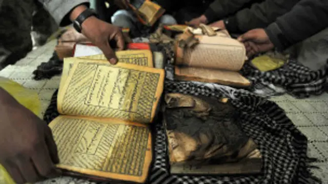 पवित्र कुरान की अधजली इन प्रतियों के मिलने के बाद ही अफगानिस्तान में अमरीका के खिलाफ विरोध प्रदर्शन शुरु हुआ