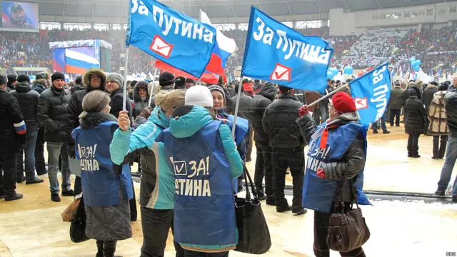 митинг в поддержку Путина в Лужниках