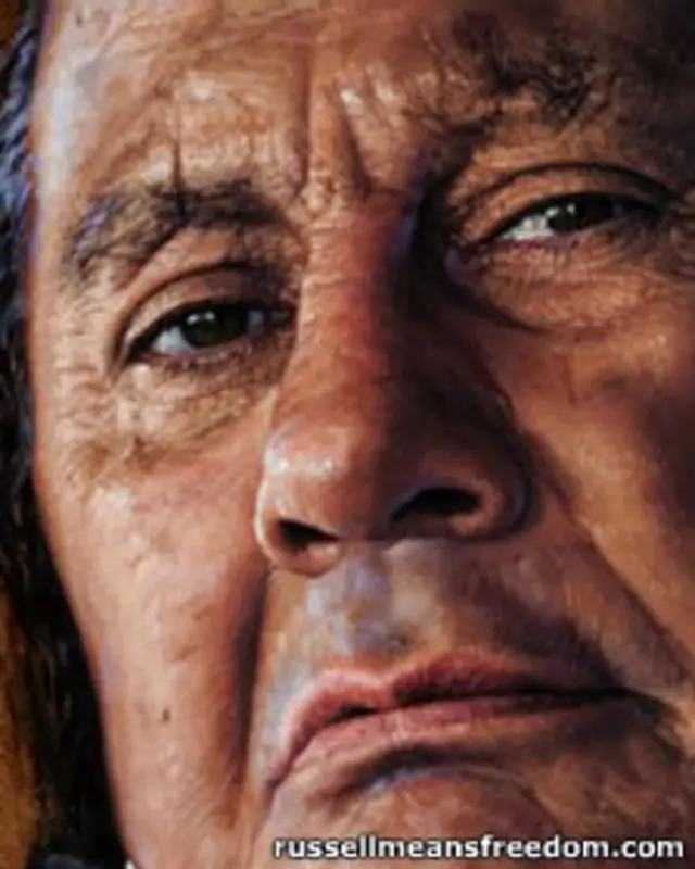 راسل مینز، از فعالان حقوق سرخپوستان