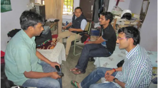 जेएनयू के कुछ छात्र मानते हैं कि हिंदुत्व की फिर से परिभाषा होनी चाहिए