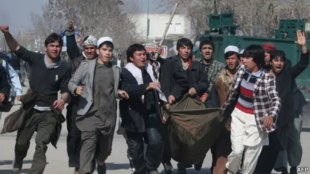 Unjuk rasa di Kunduz, Afghanistan.