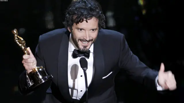 بریت مکنزي په اوسکار کې د تر ټولو غوره موسیقۍ جایزه خپله کړه. 