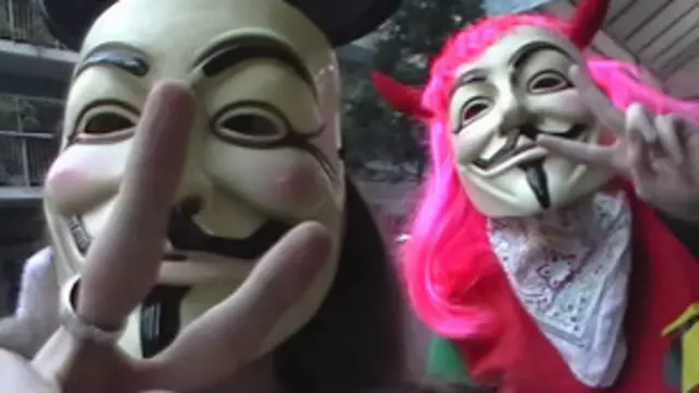 Petete y EEvey, hacktivistas de Anonymous Argentina