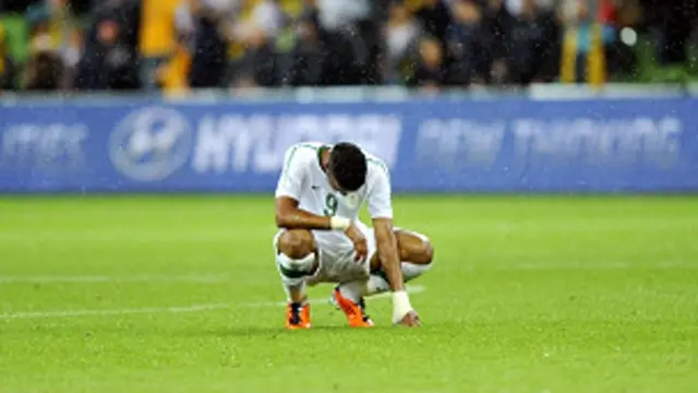 لاعب منتخب السعودية نايف هزازي