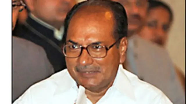 रक्षामंत्री का कहना है कि बिना पाकिस्तानी सहयोग के घुसपैठ में इज़ाफ़ा नहीं हो सकता